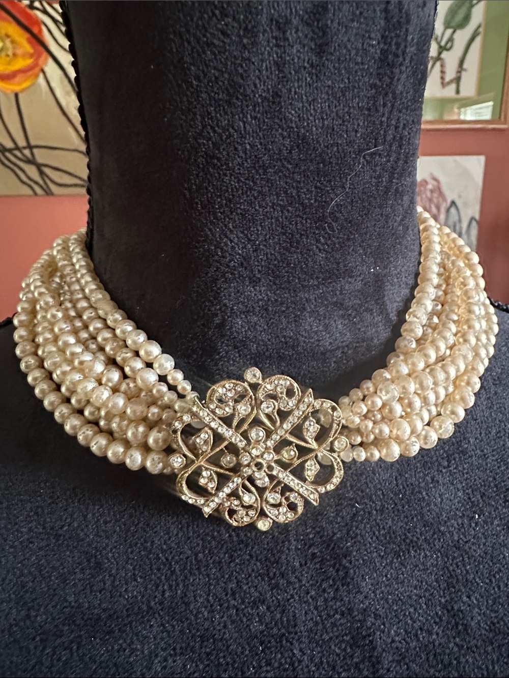 Elegant Pearl Multi-Strand Choker Necklace with Rhinestone Flower Clasp